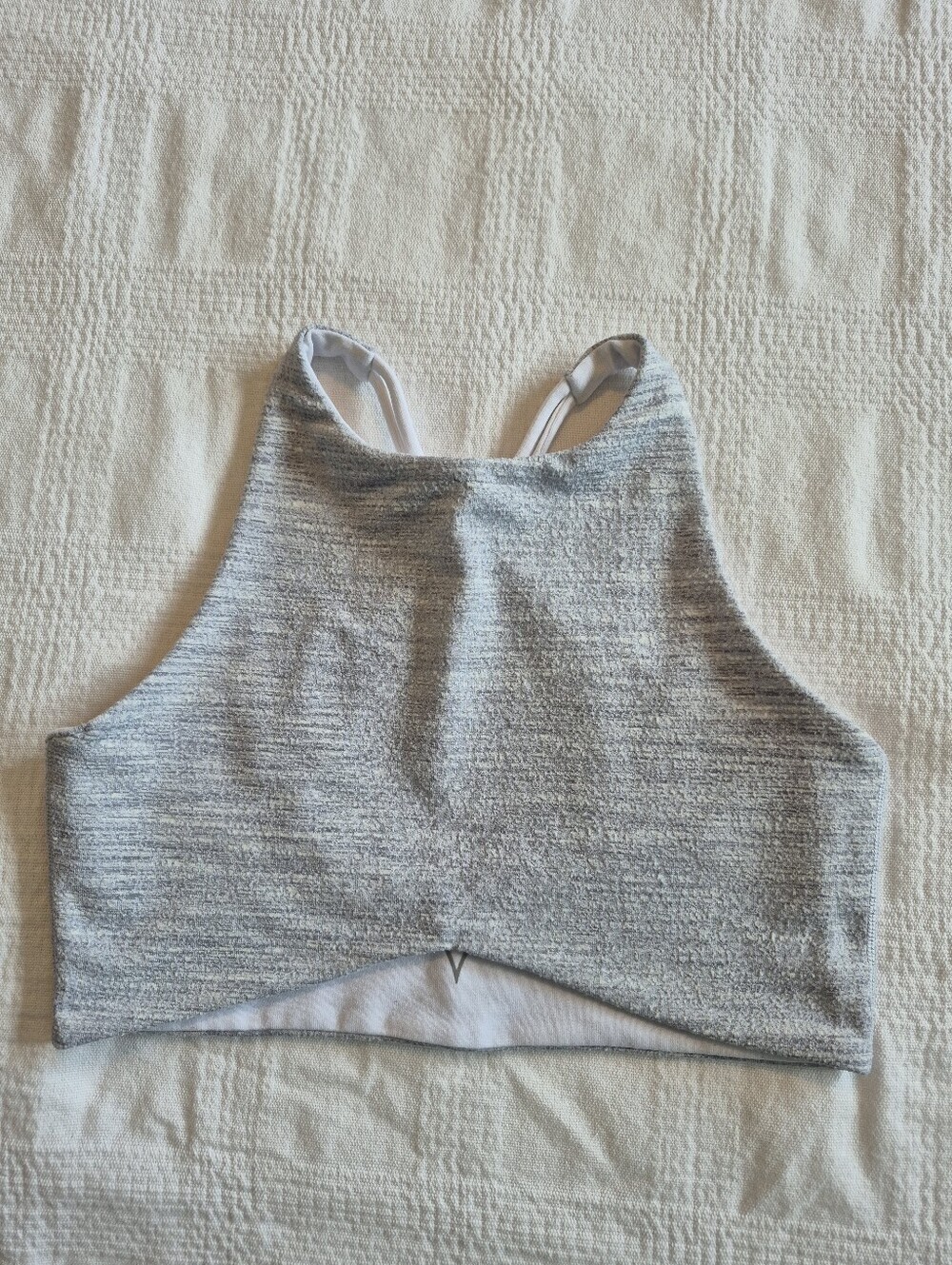 Ivivva girls size 12 gray & white reversible cropped tank top GUC for wash wear